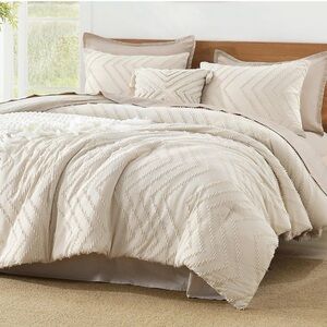 Elegant Cream Bedding Set